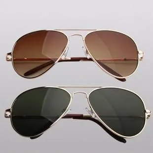 Lunettes de soleil style Aviator pour homme et femme – monture or